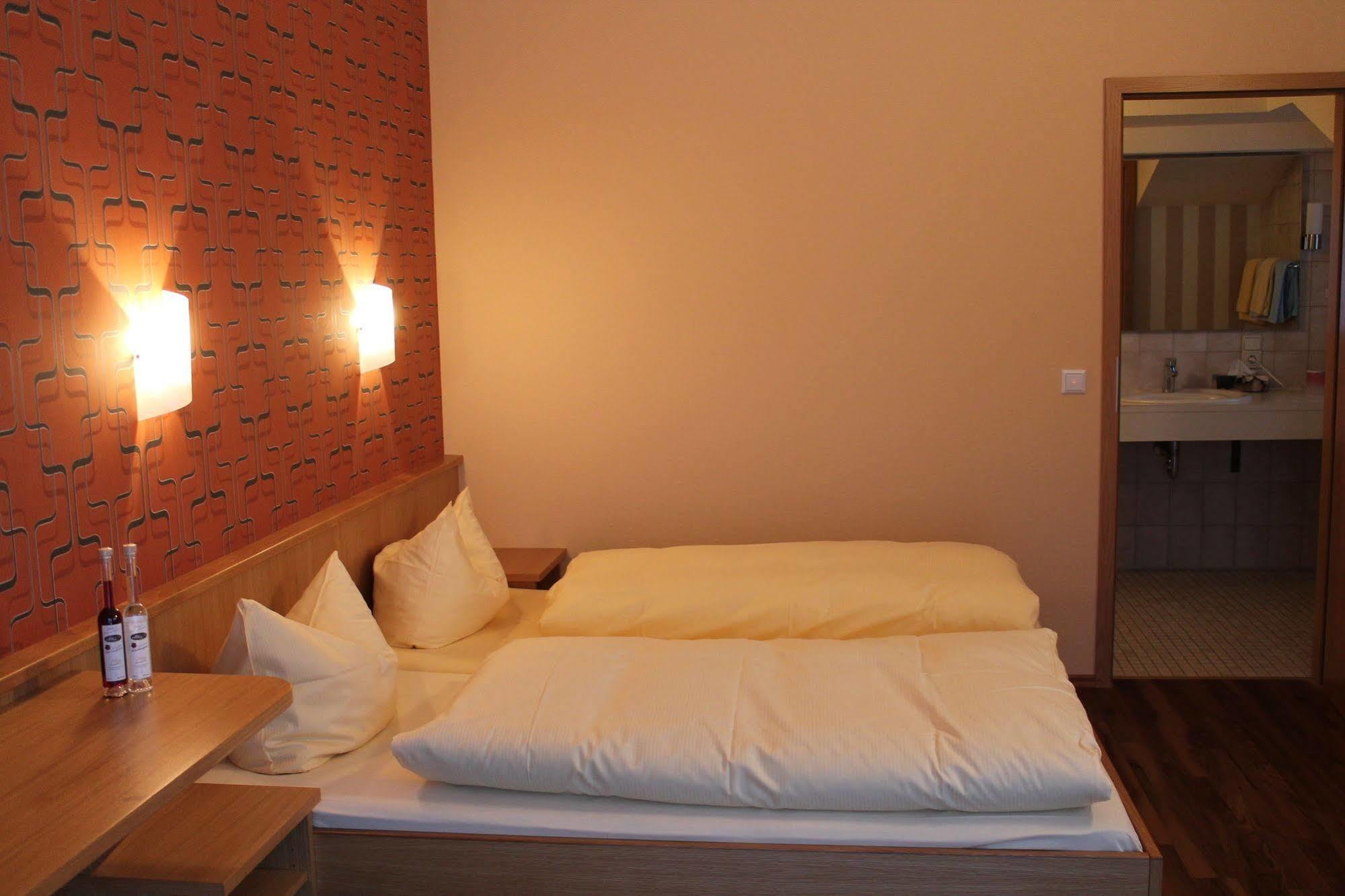 Deva Hotel Renchtalblick Oberkirch  Buitenkant foto