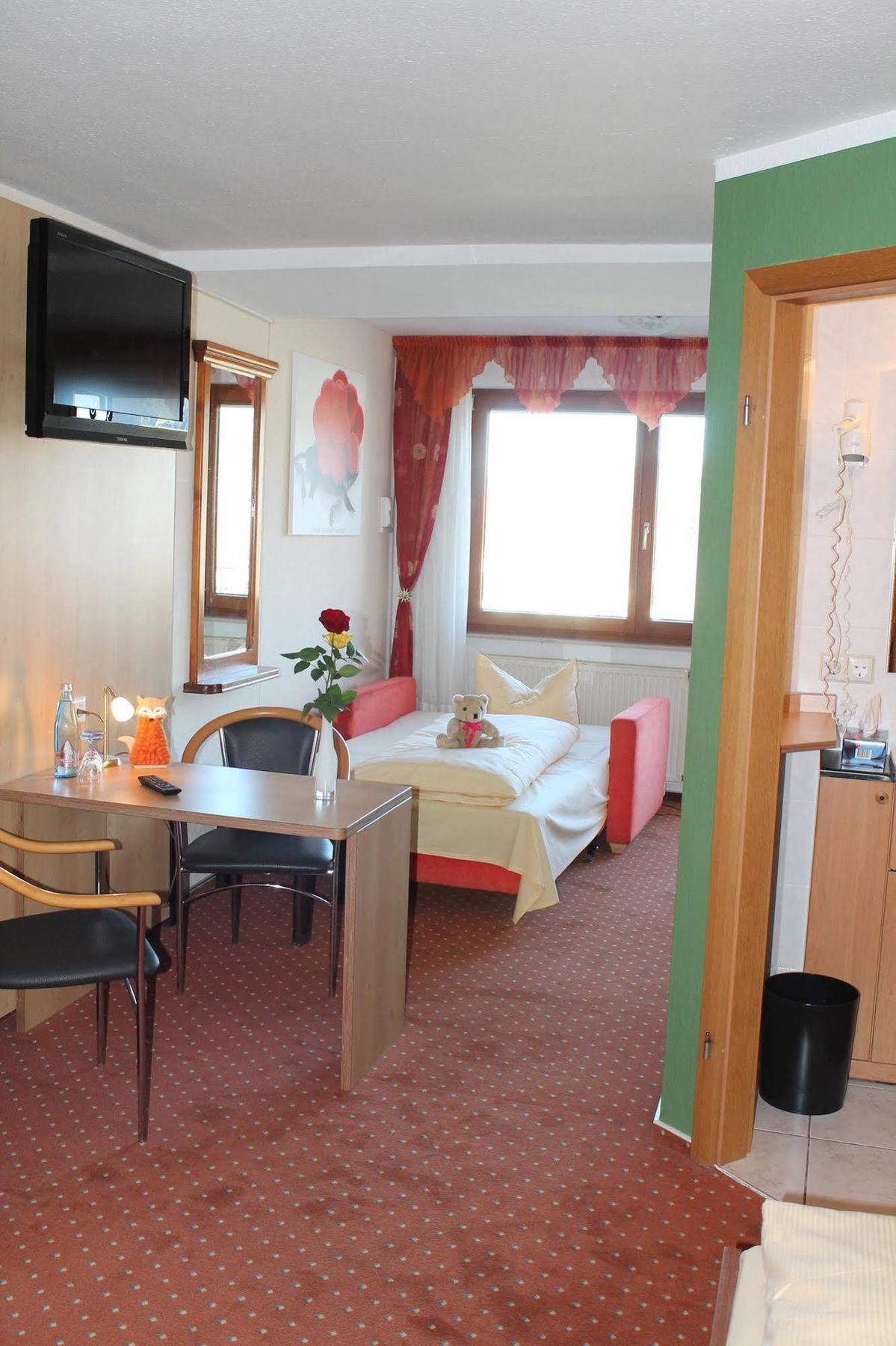 Deva Hotel Renchtalblick Oberkirch  Buitenkant foto