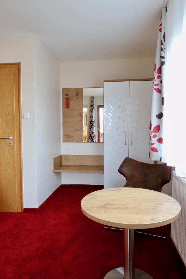 Deva Hotel Renchtalblick Oberkirch  Buitenkant foto